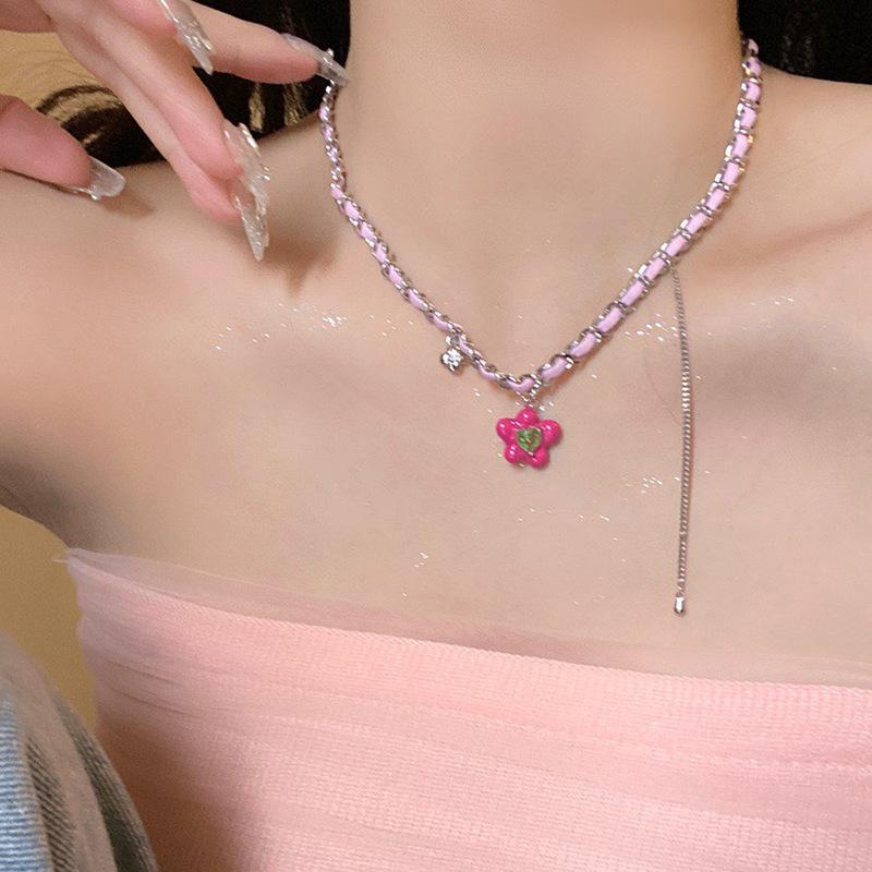 

Summer oil drop flower zircon love pendant necklace fashionable fresh collarbone chain sweet versatile necklace