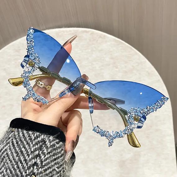 Women's High-End Rhinestone Butterfly Frameless Sunglasses for Party & Catwalk Events