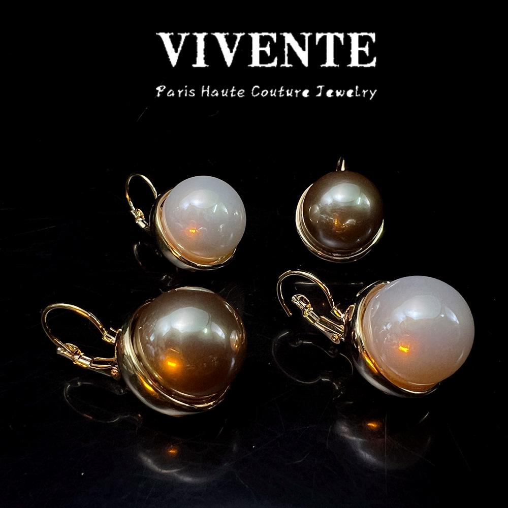 18K High-Luster Pearl Ear Cuffs: Elegant & Versatile Light Luxury Earrings