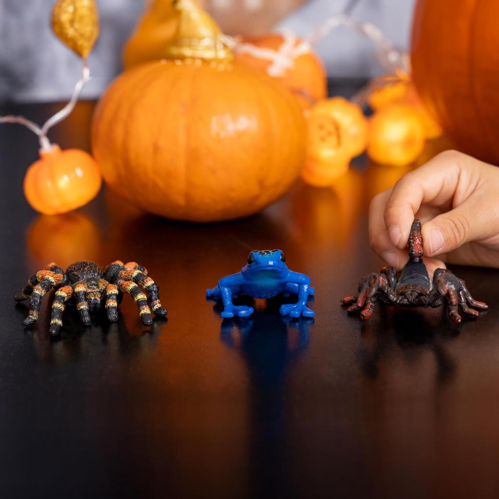 Schleich Wildlife Tarantula Ages Realistic Animal Toy 14829 Figurine, 3+,