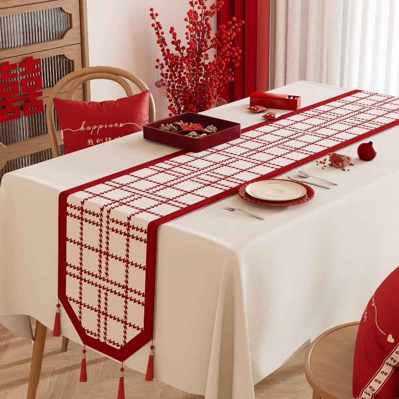 

2025 New Wedding Table Flag Light Luxury High-end Coffee Table with Octagonal Tablecloth Red TV Cabinet Festive Cover Cloth 35x120cm