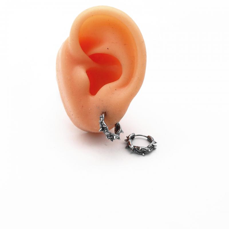 Retro Punk Black Thorn Hoop Earrings Hypoallergenic Earrings for Men Punk Jewelry Fashion Street Casual