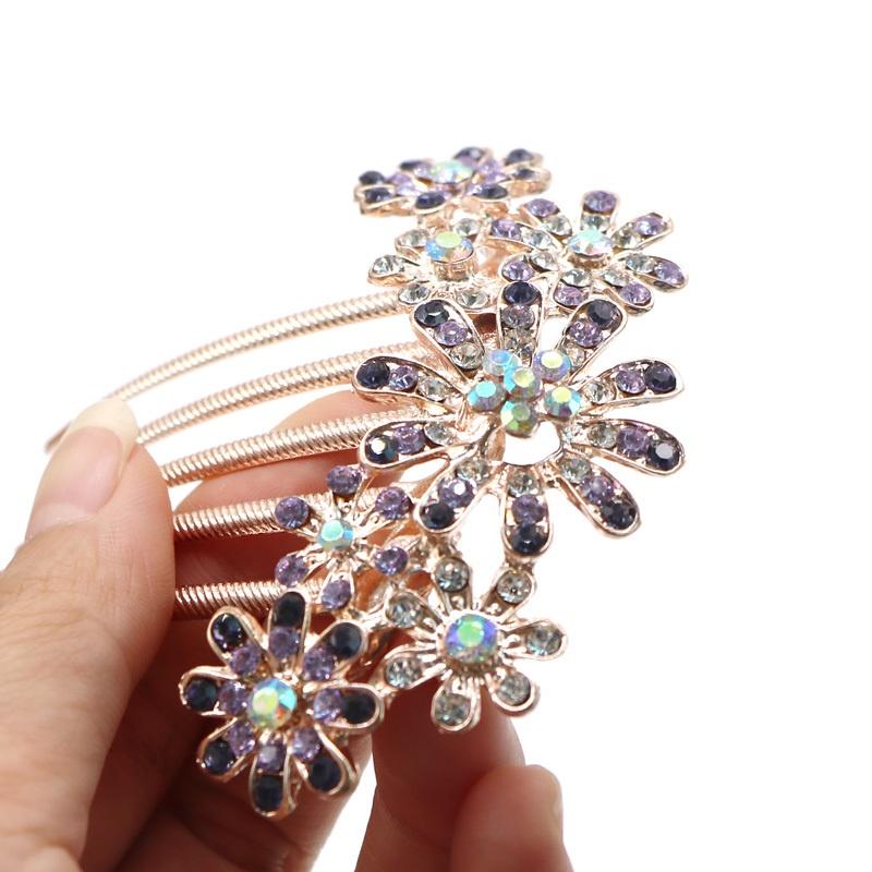 Hair Accessories Hairpins Beautiful Crystal Rhinestone Petal Hair Comb Flower Pin Hair Clip Claws Hairdressing Stylists Headwear
