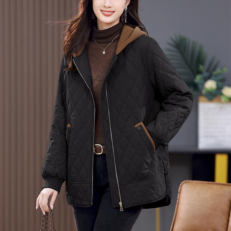 

2024 Женская стеганая куртка средней длины: Стильное легкое весеннее пальто с ромбовидным узором для мам среднего возраста XXL (135-150 jin) чёрный