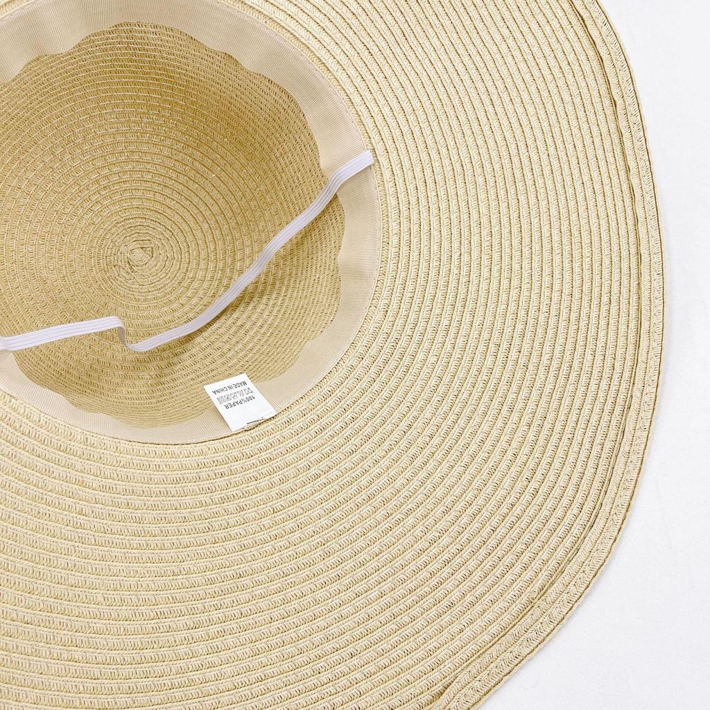 Damen Strohhut mit breiter Krempe - Sommerlicher Sonnenschutz, Strandurlaubs-Essential, Lässig & Vielseitig.