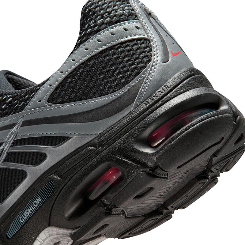 Nike Chaussures de Sport AIR MAX MOTO 2K pour Homme