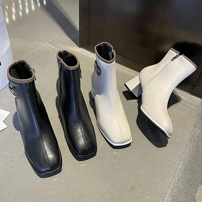 Mode Übergröße High Heel Stiefel Damen 2024 Herbst und Winter Neu Einfache Mode Alle Quadratische Spitze Dicker Absatz Stiefel