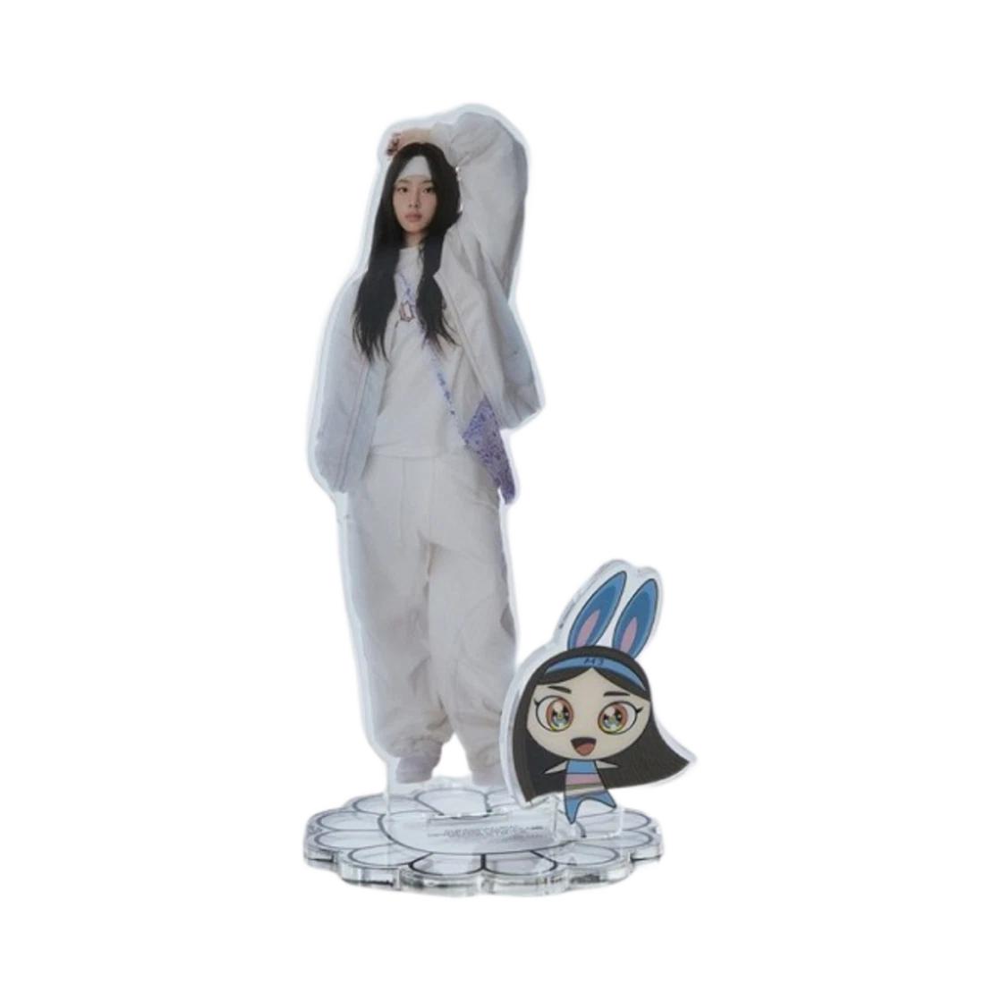 NewJeans x Murakami Acrylic Stand Minji - Japan Exclusive ONE SIZE