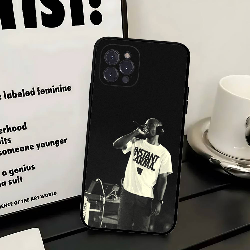 Singer Frank Blonde Oceans Hot Phone Case For iPhone 17 Air 16 15 14 Plus 13 12 Mini 11 Pro Max Black Cover
