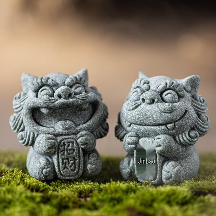 Small Fengshiye Chinese Stone Lion Pair: Desktop Mascot and Creative Tea Pet Ornament for Bonsai and Fish Tank Décor