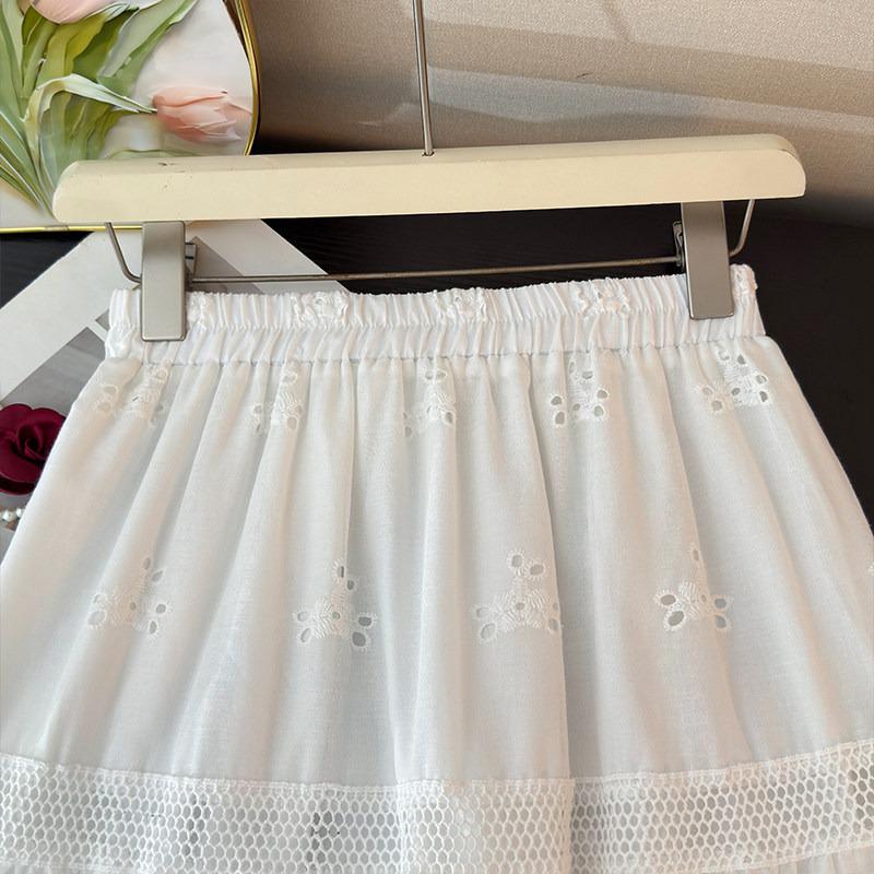 Women's High Waist A-line Lace Patchwork Skirt with French Embroidery - Spring 2026 Collection