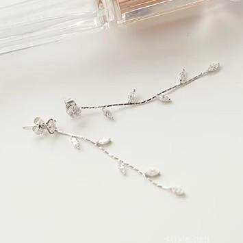S925 Sterling Silver Earrings Korean Fashion Crystal Earrings Long Leaves Diamond Back Earrings Silver Jewelry Accessories