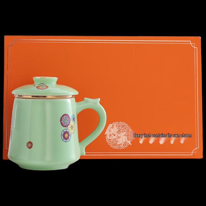 

Ceramic Tea Infuser Mug with Lid