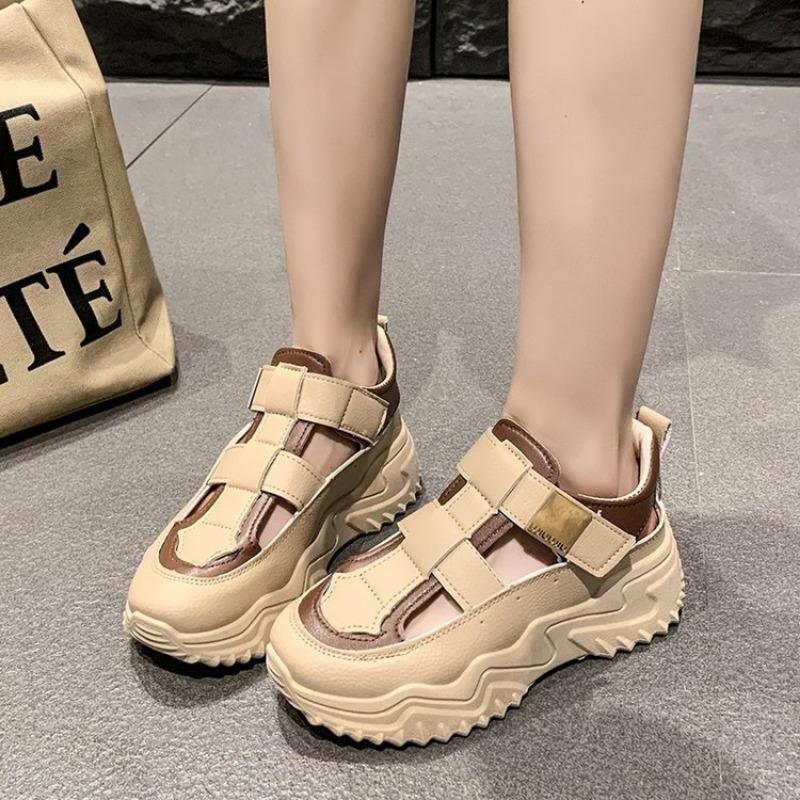 Thick-soled hollowed-out sports sandals New small height-increasing hole shoes Women's Velcro sneakers