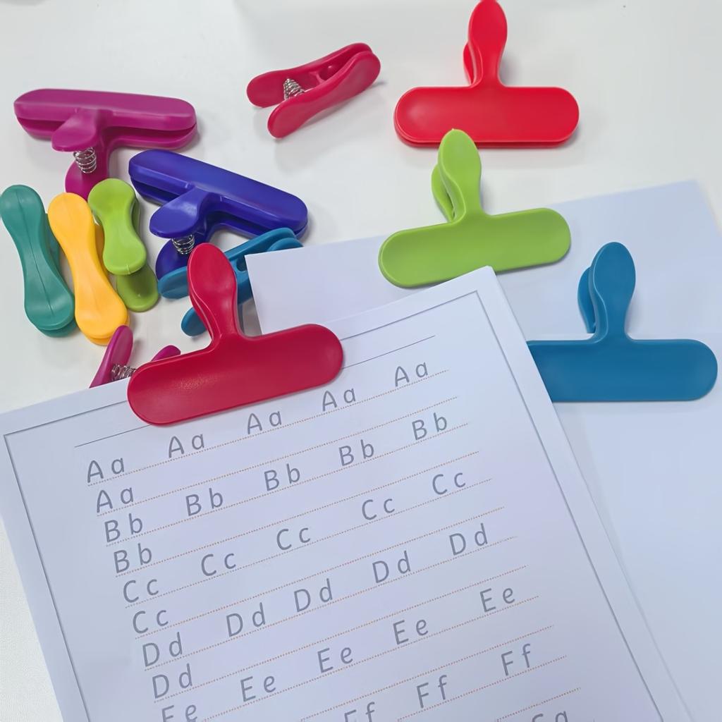 11/2PCS Reusable Snack Bag Clip, Randomly Colored Snack Bag Clip, Portable Multifunctional Food Sealing Clip, Reusable, Moisture-proof and Dustproof