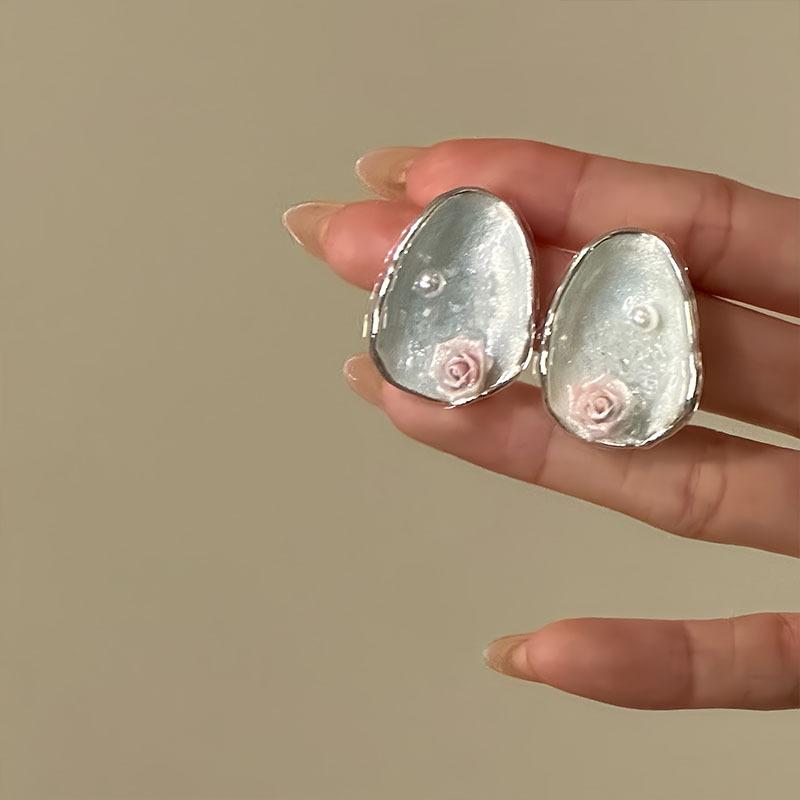

Silver needle oval oil drop flower pearl earrings sweet fashion versatile stud earrings niche high-end temperament earrings women