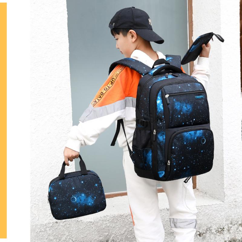 Mochila personalizada de céu estrelado para meninos, mochilas escolares de grande capacidade para estudantes do ensino médio de 4 a 6 anos