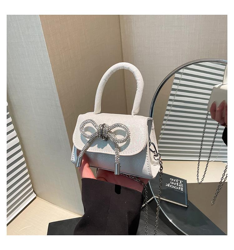 French Niche Design Premium Mini Bag 2025 Girl Bow Chain Lipstick Earphones Messenger Bag Tide