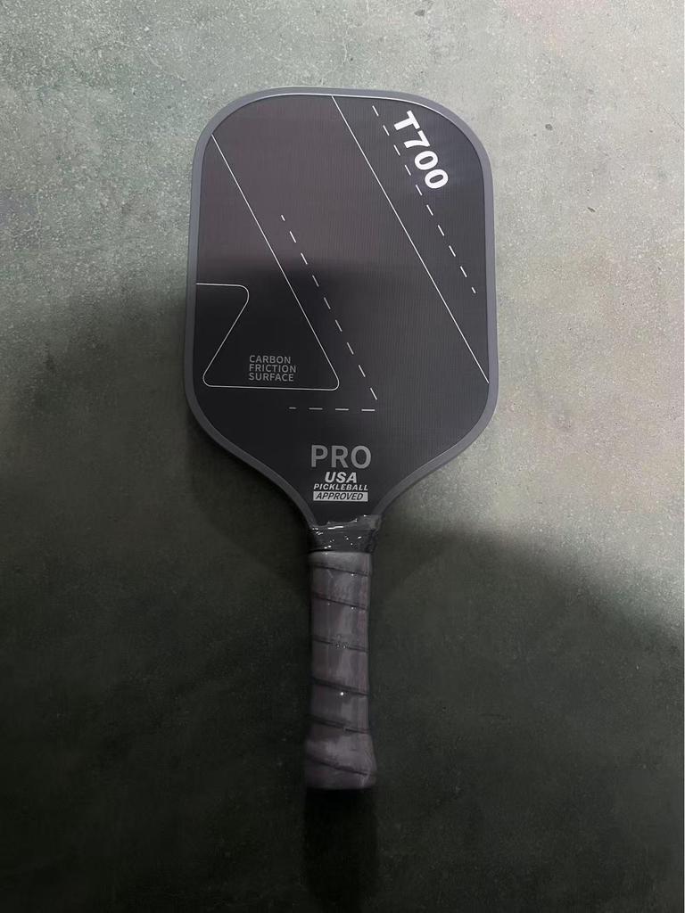 T700 Carbon Fiber Pickleball Paddle with Cloth Texture Frosting, 16mm Thickness, Professional Competition Quality.