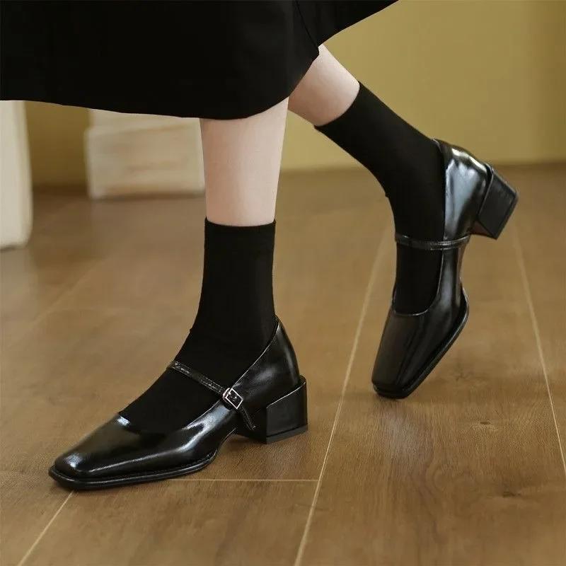 

Модная обувь с мелким вырезом на каблуках, квадратный носок, женская обувь, повседневные кроссовки, клоги, платформа, 2024, модное женское летнее новое платье 35 чёрный