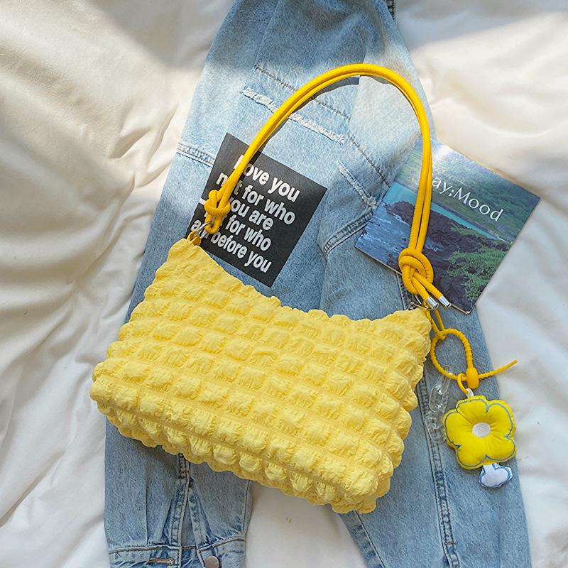 Foreign style small fresh pleated shoulder bag women 2025 early autumn new versatile underarm dumpling bag fashion