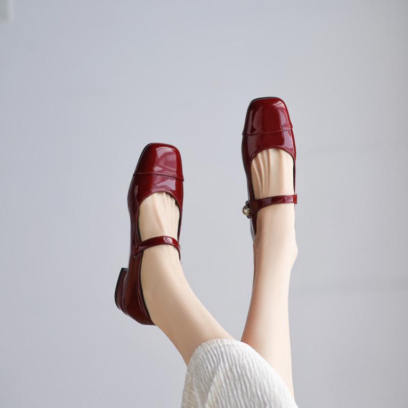 New Casual Patent Leather Single Shoes Square Head Flat Shoes Four Seasons Wear Women's Shoes Black Low Heel Large Size Shoes Square Heel Leather 