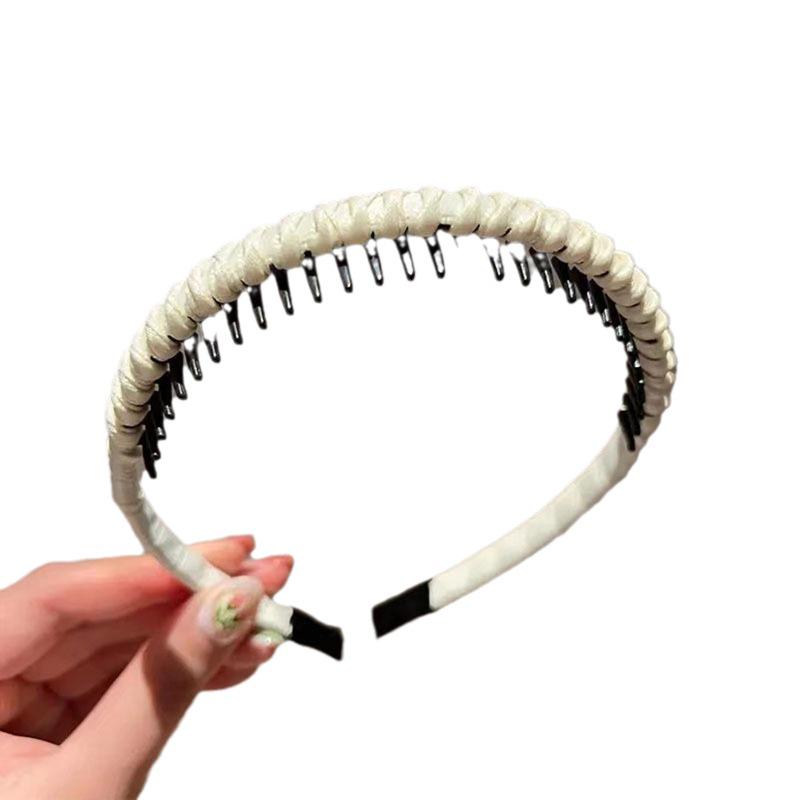 2023 Women's Non-Slip Hairband with Teeth - Ideal for Face Washing and Taming Small Hairs, Traceless Design