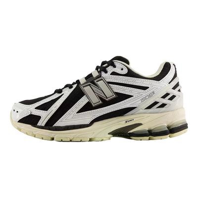 1906R White Black Unisex Sneakers U1906RCI