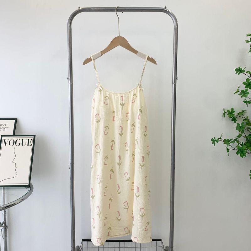 

Japanese Style Suspender Skirt Nipple Coverage Women s Summer 2025 New Arrival Padded Nightdress Cloud Cotton Skirt Soft and Cute Red Flower One size(Bust size 76-110, Length 99)