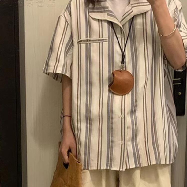 Stylish Leather Glasses Storage Bag Pendant Necklace Keychain Hanging Accessory Elegant Bags with Protective Flap