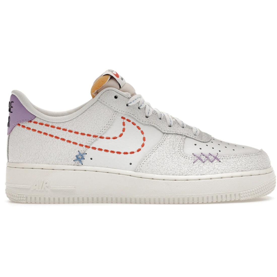 

Кроссовки Nike Air Force 1 Low 07 SE Nike 101 (Женский)(DX2348-100) 38.5