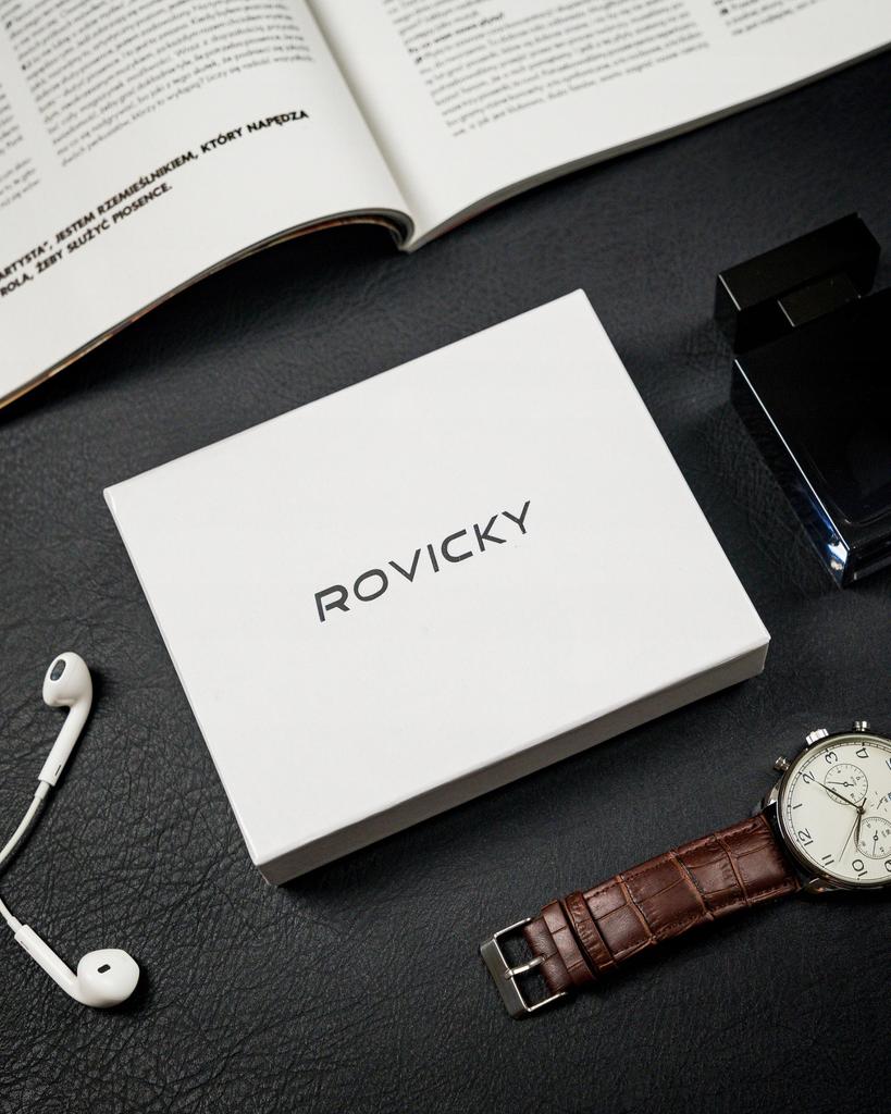 Stylish men's wallet made of genuine leather, black, RFID protection - Rovicky