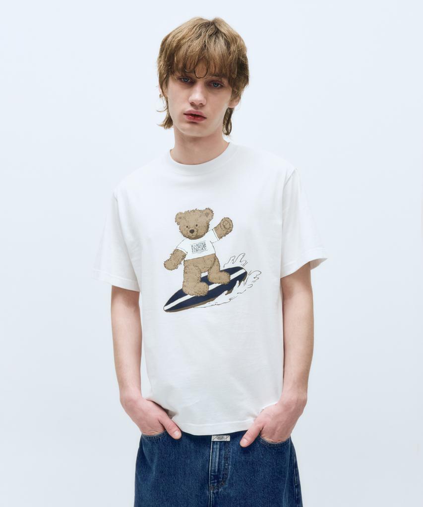 Malittepeulangsowajeobeo Surfing Doodle Bear Tee White