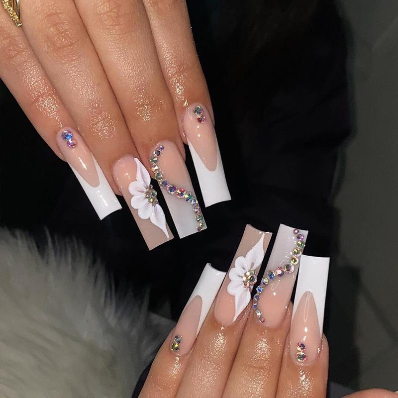 

Flashy Colored Diamond Bowknot Long Length Nail Art Stickers Glue Type