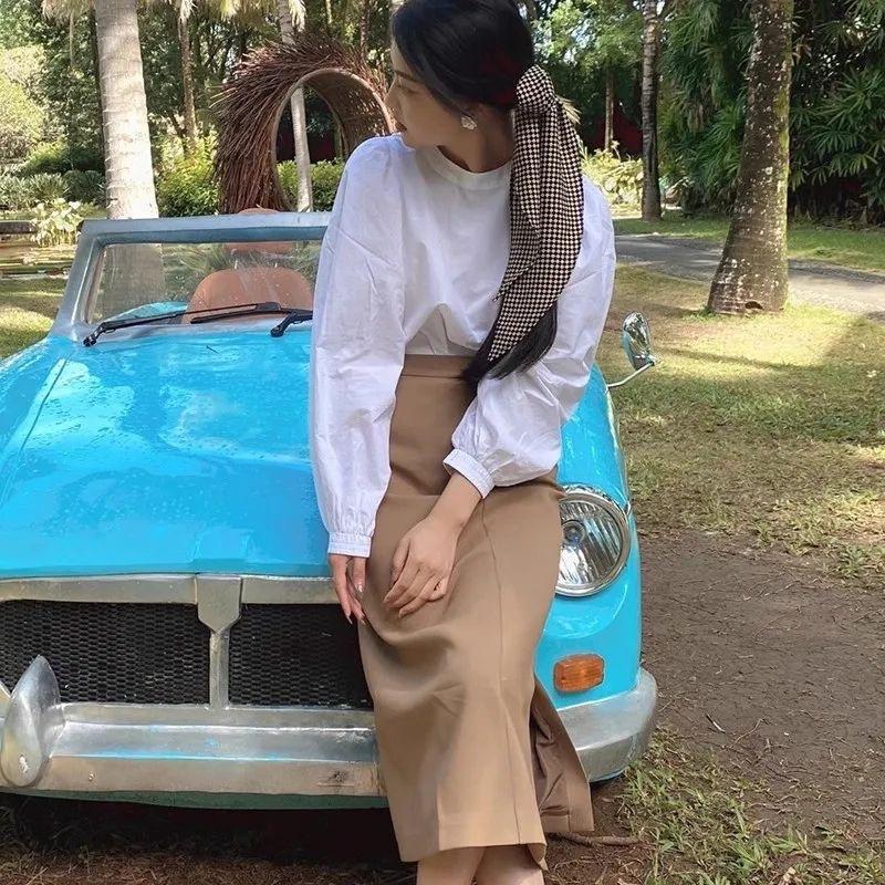 French loose white puff sleeve round-neck shirt, women's early autumn new design shirt, unique niche top
