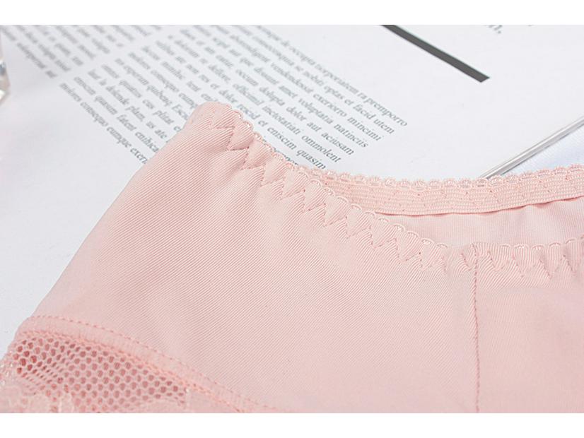 Plus Size Seamless Silk Mid-Waist Lace Panties for Curvy Women