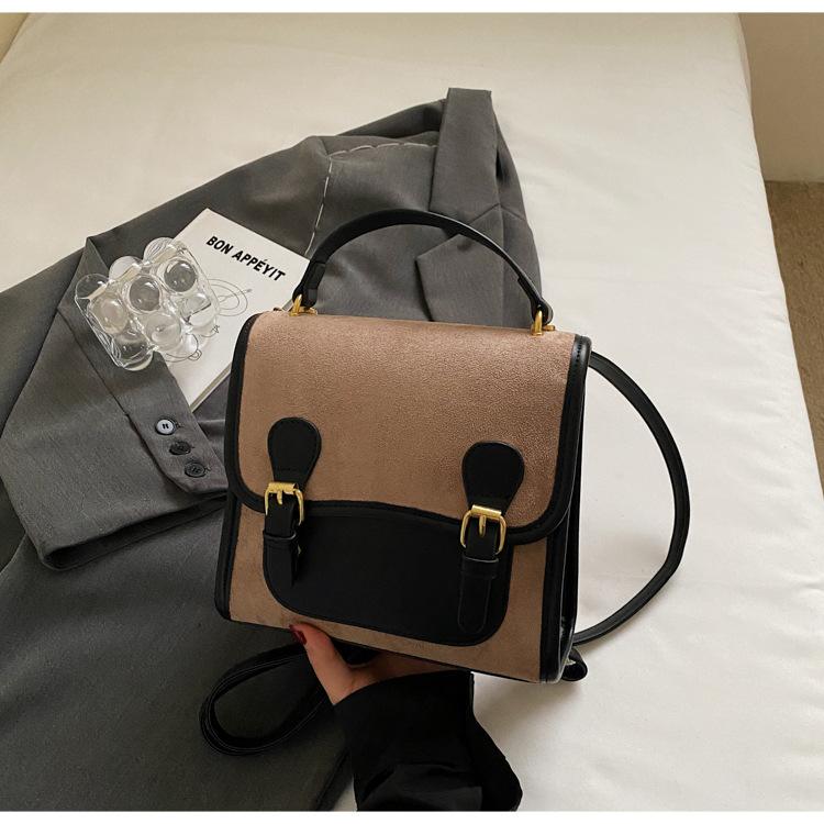 Retro fashion backpack women's 2025 new trend versatile messenger bag student class casual schoolbag shoulder bag