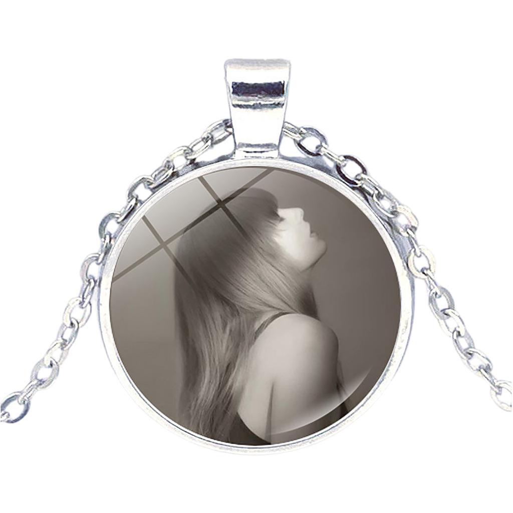 Elegant Pendant Necklace For Women Fashion Minimalist Jewelry Accessory For Daily Wear And Gift Giving