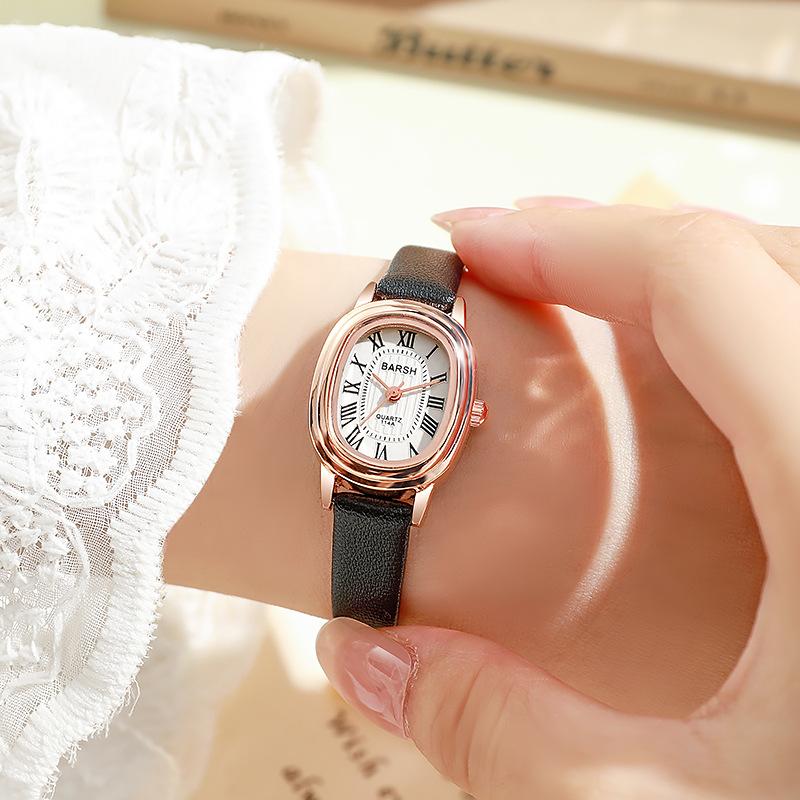 Women' Watches Oval Dial Quartz Wristwatch Leather Strap Student Watch