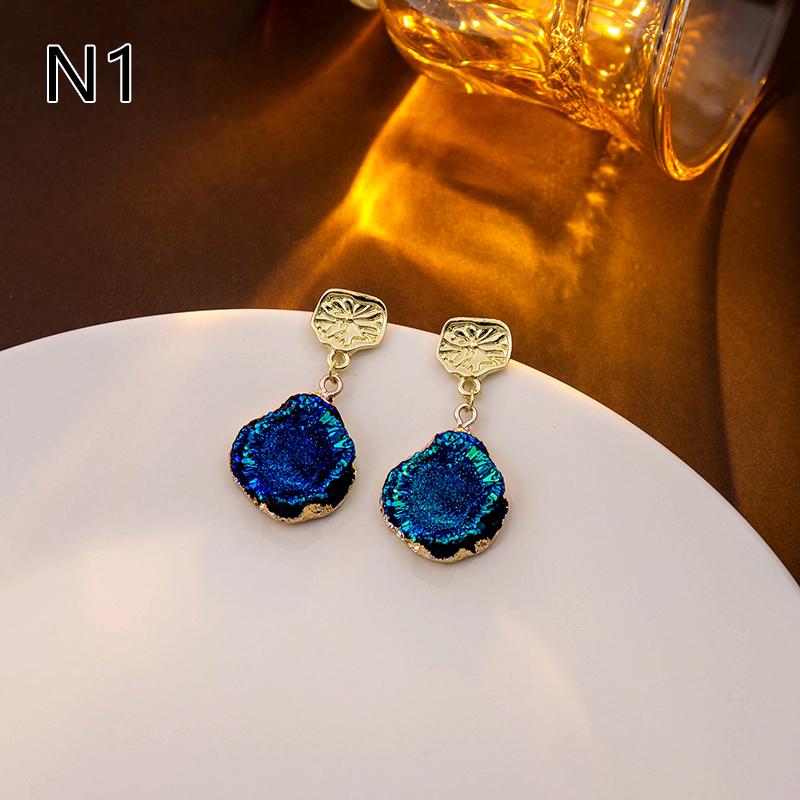 

French Oil Drop Flower Petal Earrings Exquisite Alloy Geometry Dangle Earrings Luxury Casual Party Jewelry Gifts