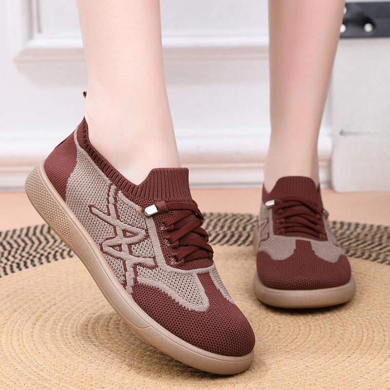 New Style Women's Soft-soled Casual Flats or Low-heeled Shoes