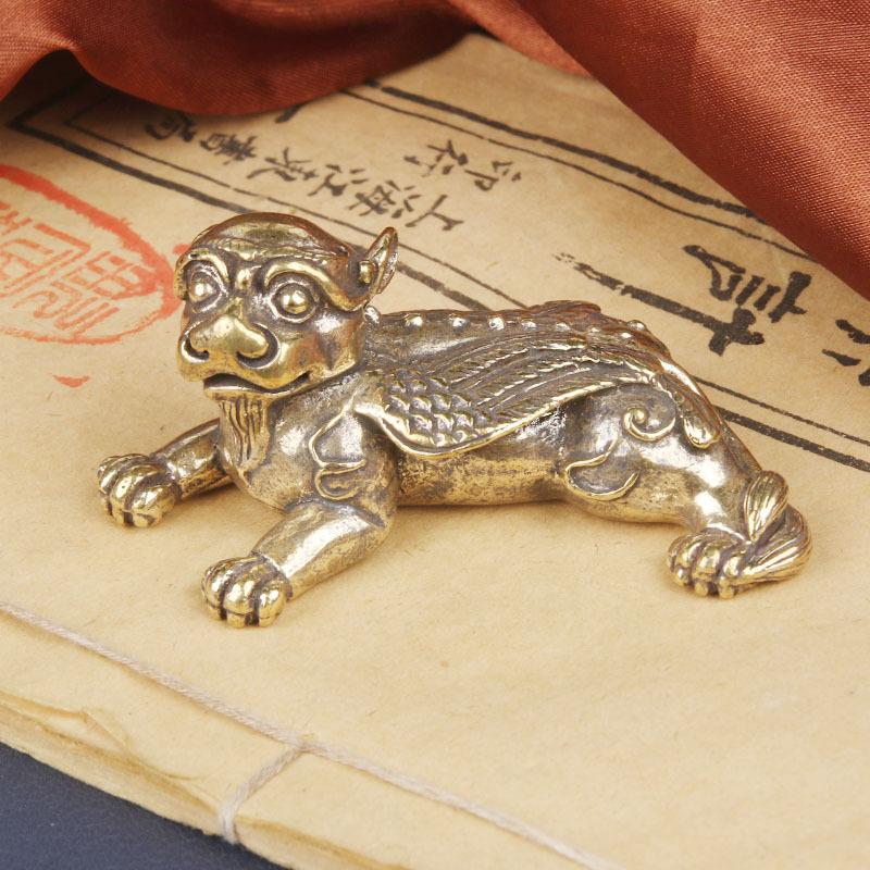 Solid Brass Flying Unicorn Desktop Ornament Auspicious Beast Bronze Sculpture Craft Collectible Tea Pet Decoration Old Bronzewar