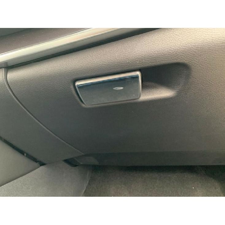 Front Storage Box Door Handle Glossy Cover Trim For Nissan Rogue X-Trail -25