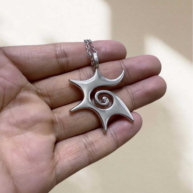 Jun'an Bohemian Golden Sun Pendant Necklace with Swirl Art Star Design