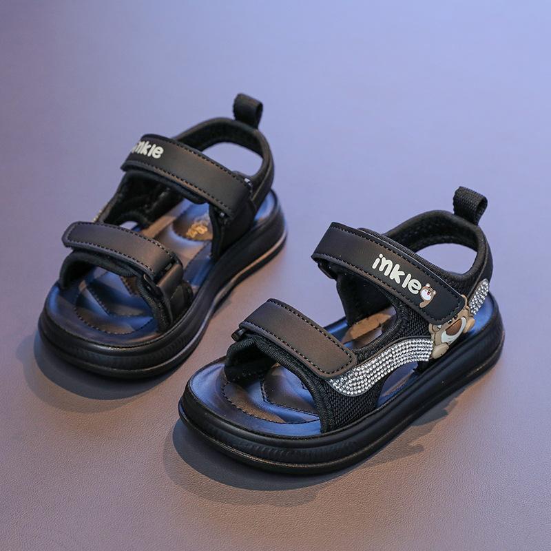 Children's open-toe beach shoes2026New Spring and Summer Rhinestone Girls' Sandals Cute Bear Velcro Children's Shoes