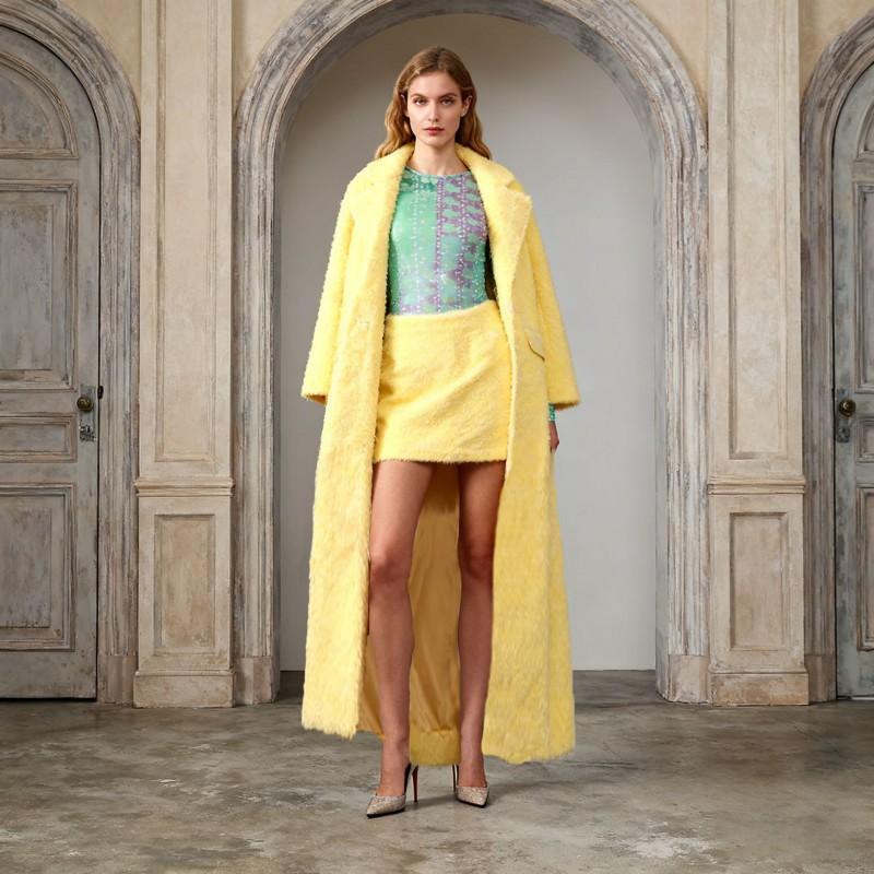 Simple High-end Fashion Suit Long-sleeved Lapel Woolen Windbreaker Coat + Short Skirt Women