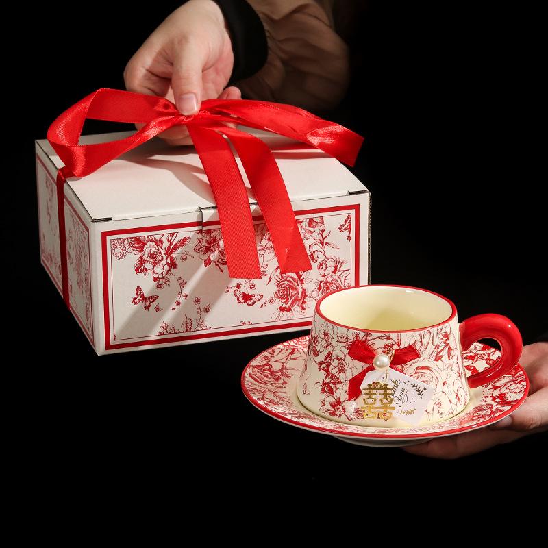 Wedding Engagement Gift for the Bride, Newcomer, Girlfriend, High-end Sense, Practical Souvenir, Coffee Cup and Saucer, Exquisite Gift Box