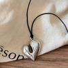 New Goth Irregular Heart Pendant Choker Necklace for Women Elegant Adjustable Black Leather Rope Necklace Jewelry Gifts