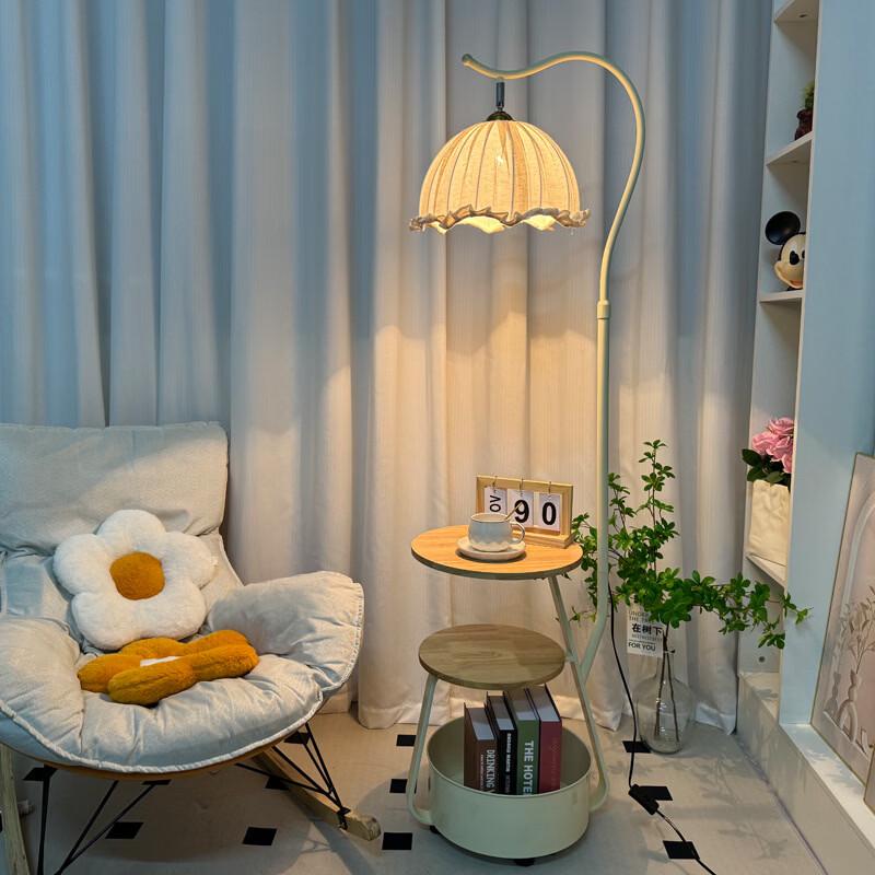 OEING Cream Style Floor Lamp with Integrated Side Table
