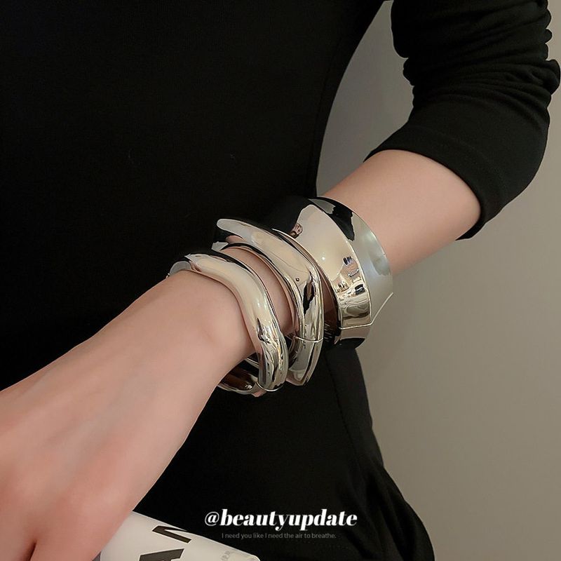 European and American Metallic Wave Line Open Bracelet, Fashionable, Simple and Versatile Bracelet, Personalized Niche Design Jewelry for Women
